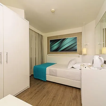 Poseidon - Adults Only Otel 4*